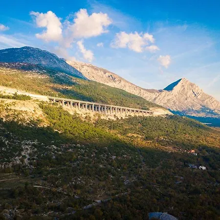 Stipanovi Dvori